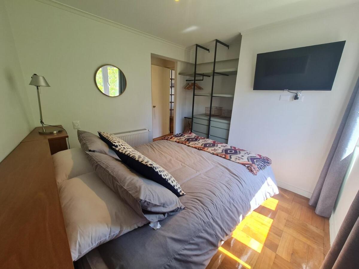 Oceana Suites Lastarria, En Cerro Santa Lucia Сантьяго Экстерьер фото